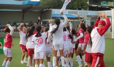 La celebración de las jugadoras de Atlántico.
