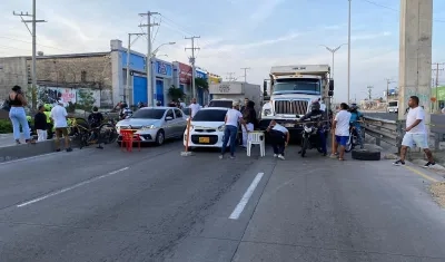 Imagen del bloqueo en la Circunvalar.