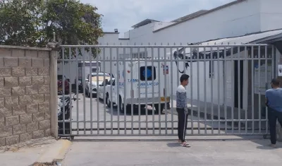 Juan Mejía Viloria fue llevado a la Clínica Adela de Char, donde se confirmó su muerte. 