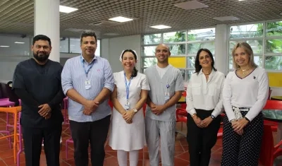 Donaldo De La Hoz, Subdirector de Farmacia; Diego Viasus, Infectólogo; Claudia Vásquez, Subdirectora de Enfermería; Hugo Macareno, Director Científico HUN; Silvia Aguilera, Coordinadora Operativa CEI - HUN; Lila Visbal, Directora Docencia Servicio HUN.