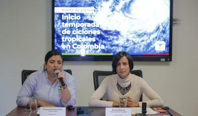 La Ministra de Medio Ambiente en rueda de prensa