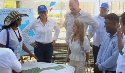La Gobernadora del Atlántico visitó la construcción del tanque elevado de 450 metros cúbicos.