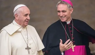 Reunión entre el pontífice y Monseñor Gänswein. 