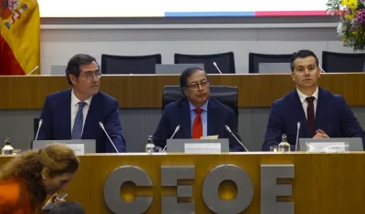 El Presidente de la República, Gustavo Petro, en la sede de la Confederación Española de Organizaciones Empresariales.