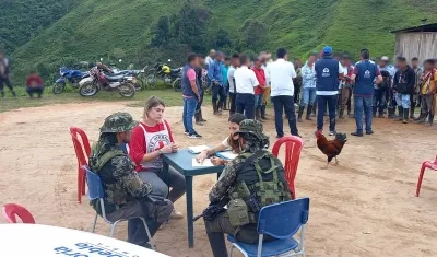 Imagen de la entrega de los secuestrados.
