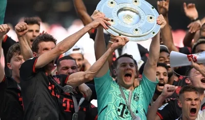 Los jugadores del Bayern Múnich celebran el título de la Bundesliga.