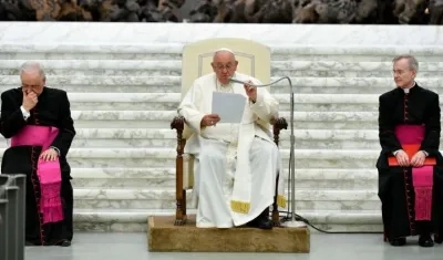 El papa Francisco se reunió con los participantes en una conferencia auspiciada por "La Civiltà Cattolica" y la Universidad de Georgetown