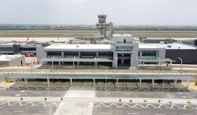 Fachada del aeropuerto Ernesto Cortissoz.