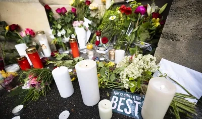 La cantante en el 2013 renunció a la nacionalidad estadounidense y adoptó la de Suiza.