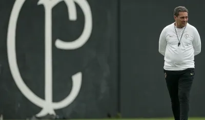 Vanderlei Luxemburgo firmó contraho hasta el 31 de diciembre del presente año.