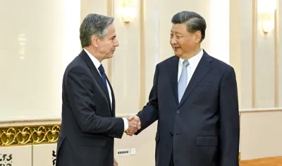 El secretario de Estado de EE.UU., Antony Blinken y el presidente chino, Xi Jinping.