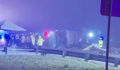 Aspecto del bus accidentado. 