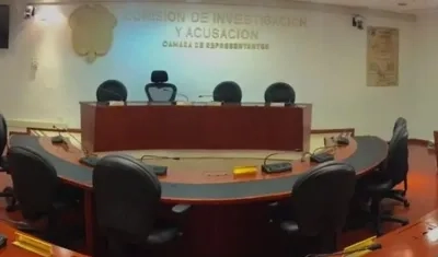 Comisión de Acusaciones de la Cámara de Representantes.