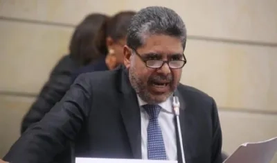 Carlos Hernán Rodríguez, Contralor cuya elección fue anulada.