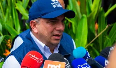 El Defensor del Pueblo, Carlos Camargo.