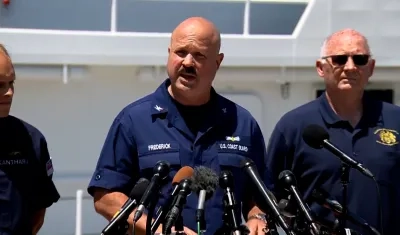 El capitán Jamie Frederick, de la Guardia Costera de EE.UU.