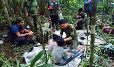Niños rescatados después de permanecer 40 días en la selva