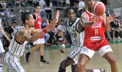 El panameño Ernesto Oglivie contribuyó con 13 puntos a la victoria de Titanes 