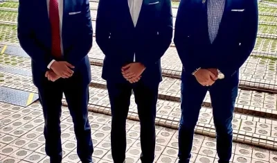 El Personero de Bogotá Julián Pinilla, de Barranquilla Miguel Ángel Alzate y de Bucaramanga Daniel Arenas.