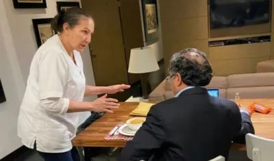 Marelbys Meza, la exniñera de Laura Sarabia, en una foto junto al Presidente Petro