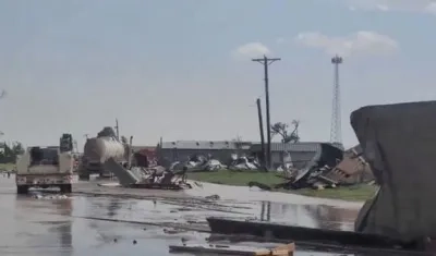 Los destrozos que dejó el tornado.