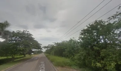 Carretera que une a la Vía al Mar con el corregimiento de Pontezuela.