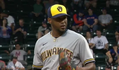 Julio Teherán sufrió su tercera derrota de la temporada. 