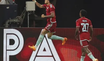 Luis Díaz celebra el gol con el que abrió el marcador ante Alemania. 