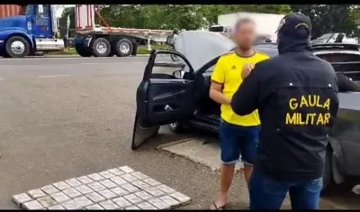 Momento del operativo a cargo de la Dijin, Armada y Ejército