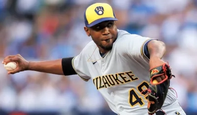 Julio Teherán, en seis entradas, permitió cuatro hits y una carrera. 