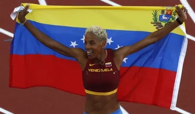 La atleta venezolana Yulimar Rojas es la principal atracción de las justas en San Salvador. 