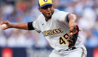 Julio Teherán tiene una marca de día ganados y tres perdidos. 