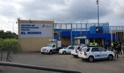 Cárcel El Rodeo, donde se presentaron los hechos. 