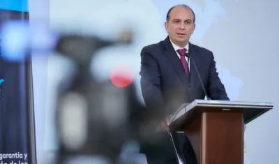 Fotografía de archivo del Defensor del Pueblo, Carlos Camargo Assis.