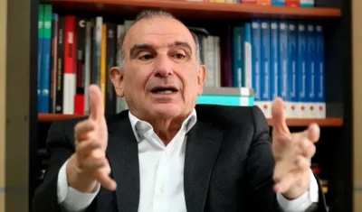 Senador Humberto De la Calle Lombana.