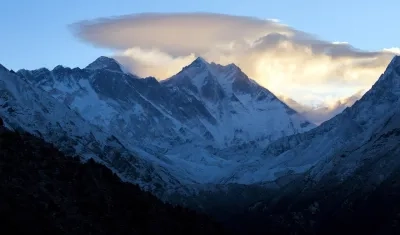 Vista panorámica de las cordilleras del Himalaya, en Nepal.