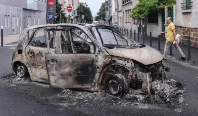 Estragos de las protestas violentas contra la policía francesa.