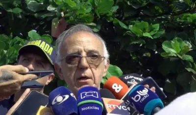 Iván Velásquez, Ministro de Defensa. 