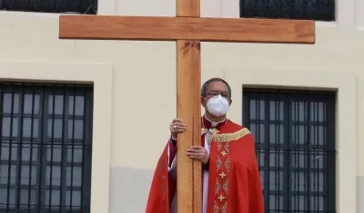 El arzobispo de Bogotá, Luis Rueda.