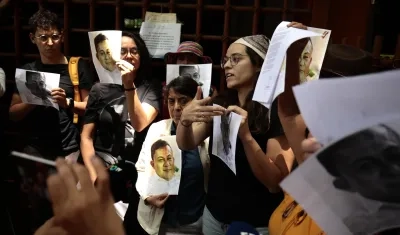 Periodistas protestan por el asesinato del comunicador Nelson Matus el pasado sábado.