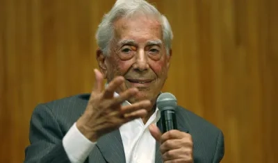 El escritor hispano-peruano Mario Vargas Llosa