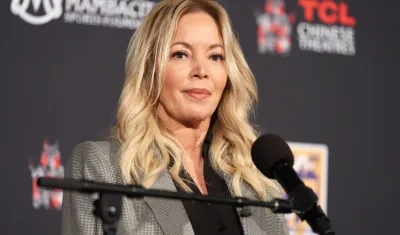 Jeanie Buss, propietaria de los Lakers de Los Ángeles. 