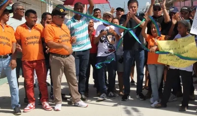 El alcalde Rodolfo Ucrós Rosales en la entrega de dos tramos viales Don Bosco IV 