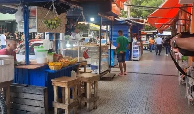 Muchas veces las calles del Centro permanecen solas, dice Asovendedores.