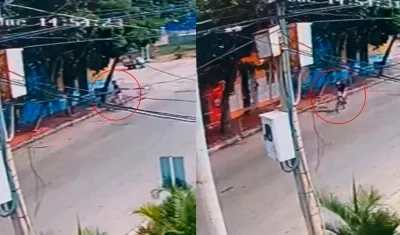 Momento en el que la mujer es atacada por el sicario.