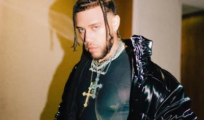 Jhayco durante la campaña promocional de su nuevo sencillo, titulado 'Holanda'.