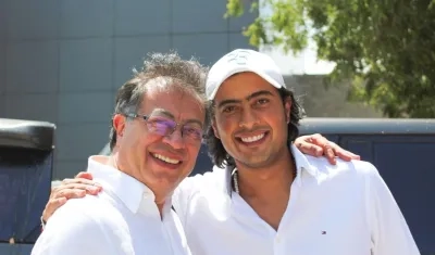 Gustavo Petro y su hijo Nicolás.