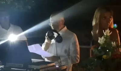 Massimo Segre junto a Cristina Seymandi en la fiesta de compromiso.