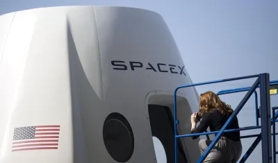 Cápsula espacial de la empresa SpaceX.