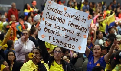 Una multitud recibió a la selección colombiana